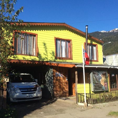 Hostal Scarlett Puerto Puyuguapi Eksteriør billede